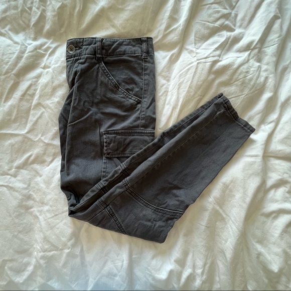 Celebrity Pink Jeans - Grey Cargo Skinny Pant - Size 5 - Picture 1 of 2